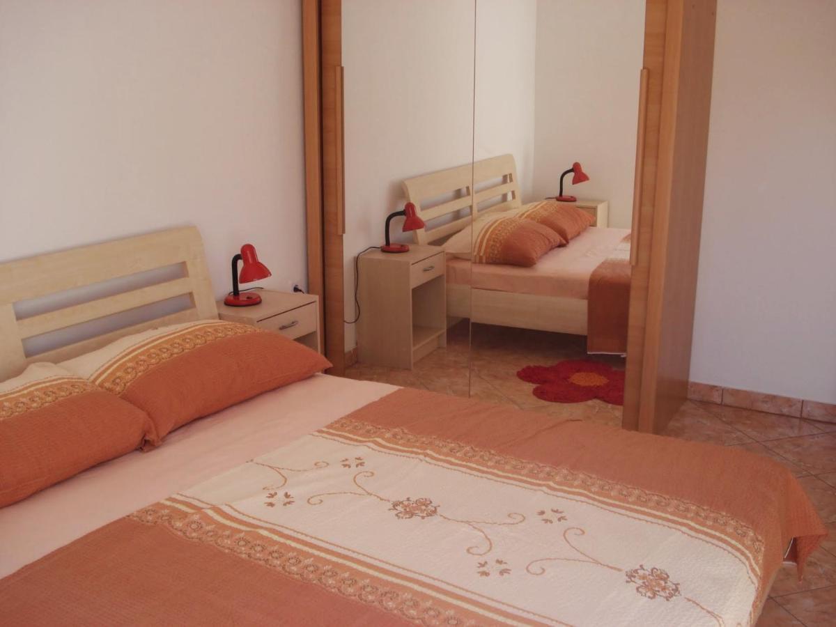 Apartments Luvi Trogir Cameră foto